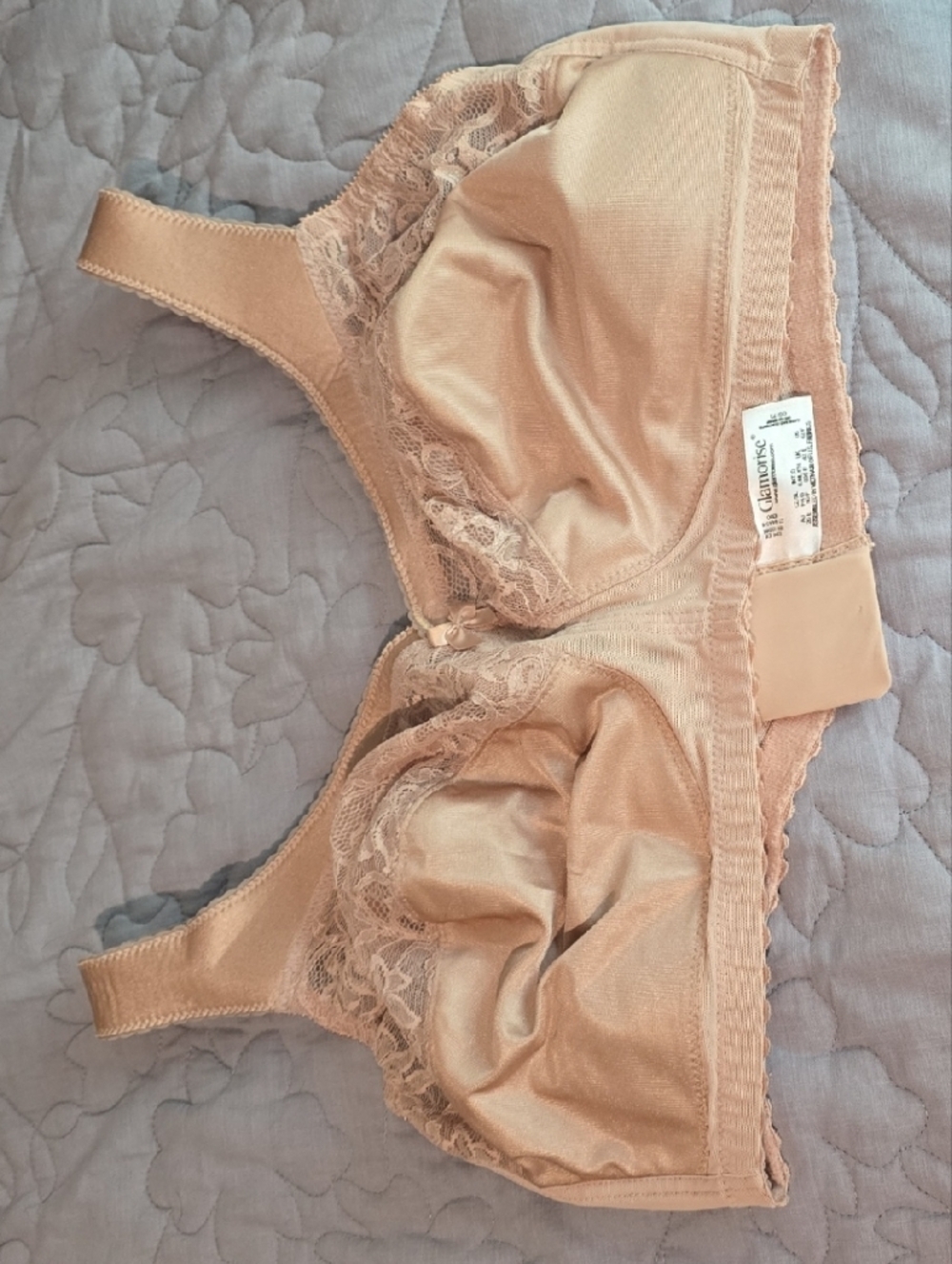 Glamorise Lace-Trim Wireless Bra in Blush